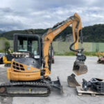 Case-CX-39B-S2-dOccasion-2016-–-Mini-Pelle-39T-3-Godets-Grappin-380×380