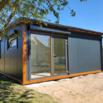 Conteneur-mobile-Tiny-House-avec-deux-chambres-1-380×380