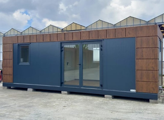 Conteneur modèle Helsinki 8×3 mètres avec sanitaires (2)