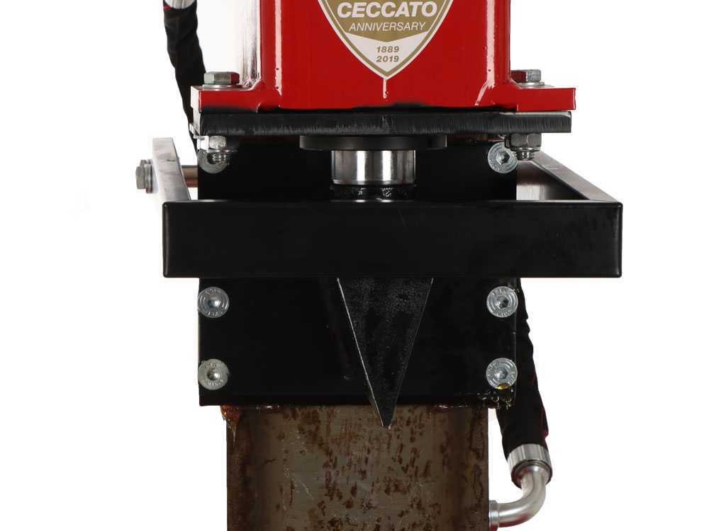 ceccato-bull-spl13r4h-fendeuse-bois-thermique-verticale-honda-gx200-coin-et-vrin--38132_5_1666598865_IMG_635647d1c638b