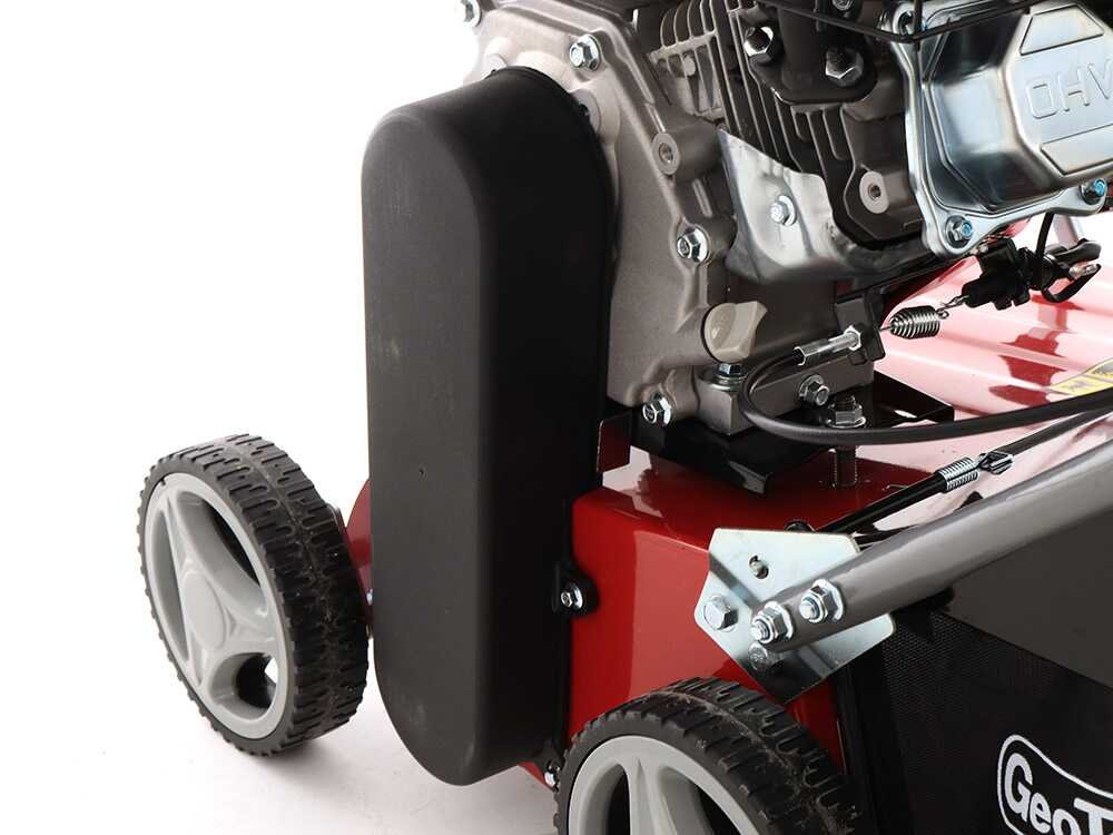 geotech-pro-pls-6000-evo-arateur-thermique-lames-fixes-moteur-ducar-dh212-moteur-thermique-de-7-hp--16784_7_1559227366_IMG_5469