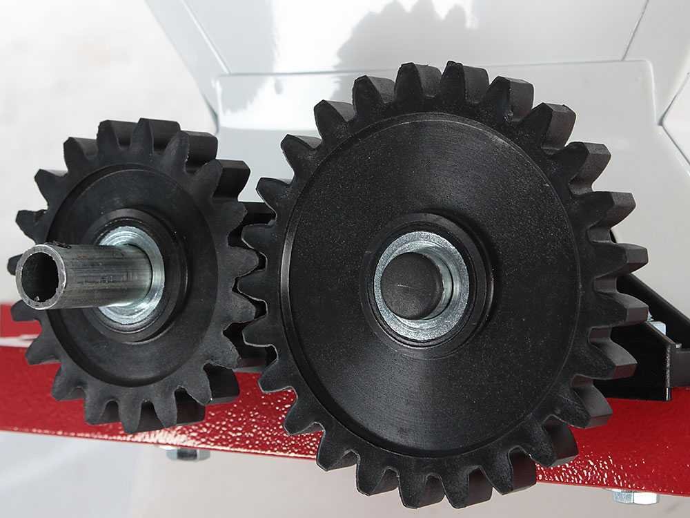 grifo-pmn-18-fouloir-mini-manuel-en-acier-maill-transmission-latrale-manuelle-engrenages--13659_4_1530874056_IMG_0332