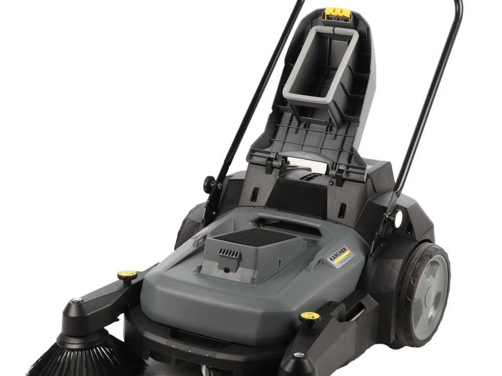 karcher-km-70-25-c-bp-2sb-balayeuse-batterie-avec-bac-de-ramassage-36v-5ah-caractristiques-principales--47308_28_1709711518_IMG_65e8209ea4f02