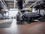 karcher-km-70-30-c-bp-2sb-balayeuse-batterie-avec-bac-de-ramassage-36-v-6-ah–agrieuro_66691_2