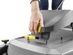 karcher-km-70-30-c-bp-2sb-balayeuse-batterie-avec-bac-de-ramassage-36-v-6-ah–agrieuro_66691_2
