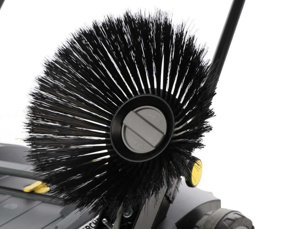 karcher-pro-km-70-20-c-2sb-balayeuse-manuelle-pousse-avec-bac-de-ramassage-caractristiques-principales--47284_2_1709633218_IMG_65e6eec22128f