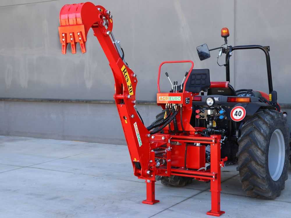 agrieuro-top-line-res20-pelle-rtro-pour-tracteur-avec-dplacement-latral-pelle-rtro-top-line-res20--47646_1_1710946406_IMG_65faf866a7dbd