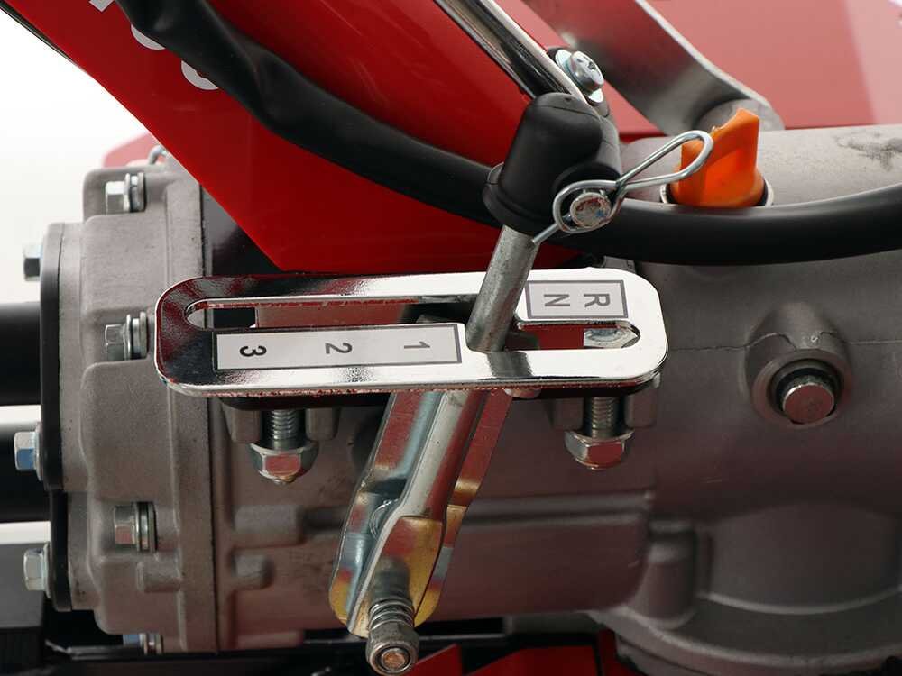 benassi-bl106kd-motobineuse-diesel-7-cv-moteur-kpc-kd178fe-269-cm3-bote-de-vitesse-3-1-engrenages-bain-d-huile--34198_7_1650617692_IMG_62626d5cb2605
