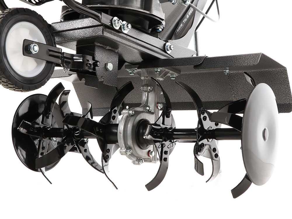 blackstone-til-b-560-motobineuse-thermique-essence-de-5-5-cv-moteur-ducar-161cc-fraise-de-56-cm-et-transmission--23416_10_1588952944_IMG_5eb57f70a1f50