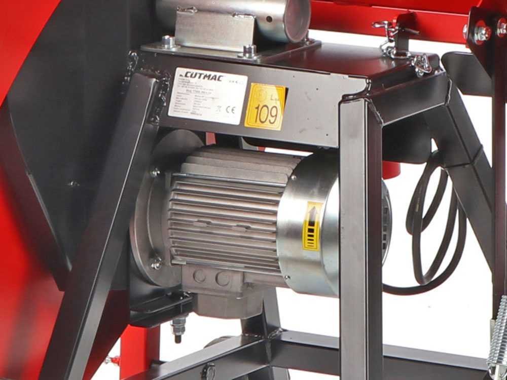 docma-cutmac-tt600-banc-de-scie-lectrique-scie-bches-circulaire-professionnelle-chevalet-triphase-moteur-lectrique-triphas--44630_2_1696920196_IMG_6524f284b9358
