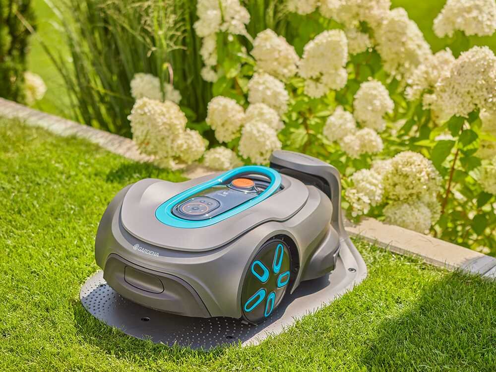 gardena-smart-sileno-max-1200-robot-tondeuse-largeur-de-coupe-22-cm-robot-tondeuse-gardena-smart-sileno-max-1200--58347_17_1740488228_IMG_67bdbe2460d98