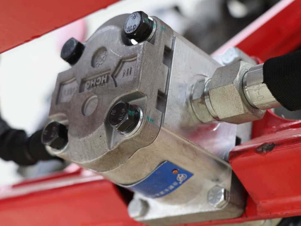 geotech-pro-bhf-195-pelle-rtro-fixe-pour-tracteur-autres-caractristques--45319_5_1702371223_IMG_65781f9774fc2