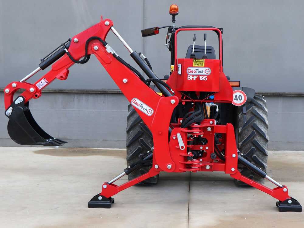 geotech-pro-bhf-225-pelle-rtro-fixe-pour-tracteur-pelle-rtro-geotechpro-bhf-225--45549_1_1702890892_IMG_65800d8c3f903