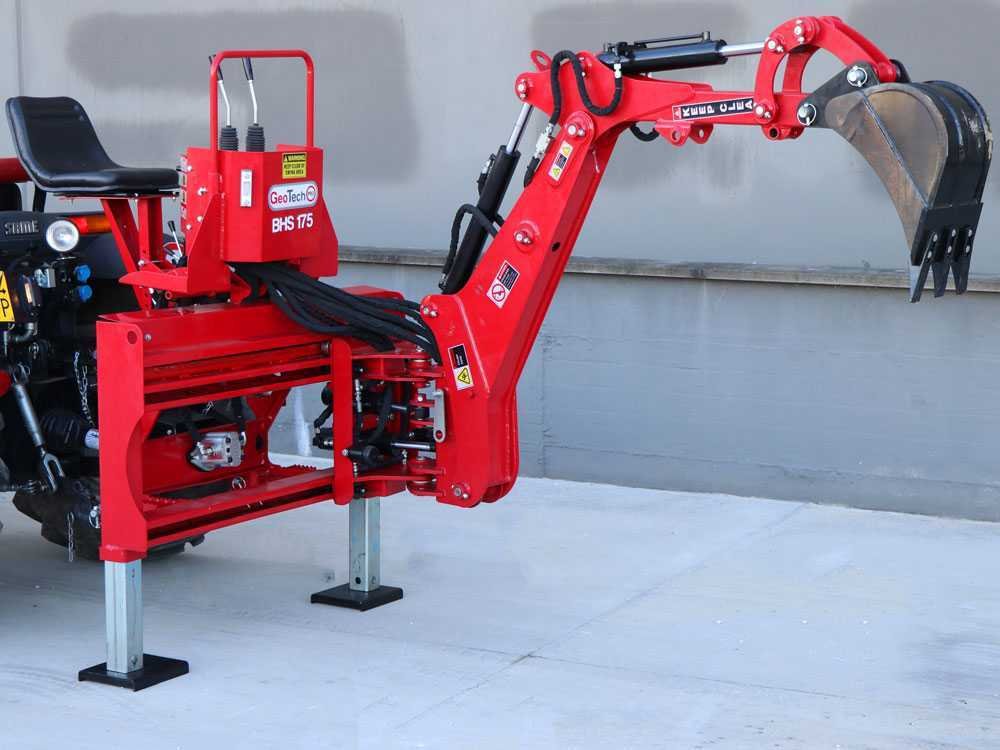 geotech-pro-bhs-175-pelle-rtro-pour-tracteur-avec-dplacement-latral-pelle-rtro-geotech-pro-bhs-175--45033_1_1699880230_IMG_65521d26e9cdc