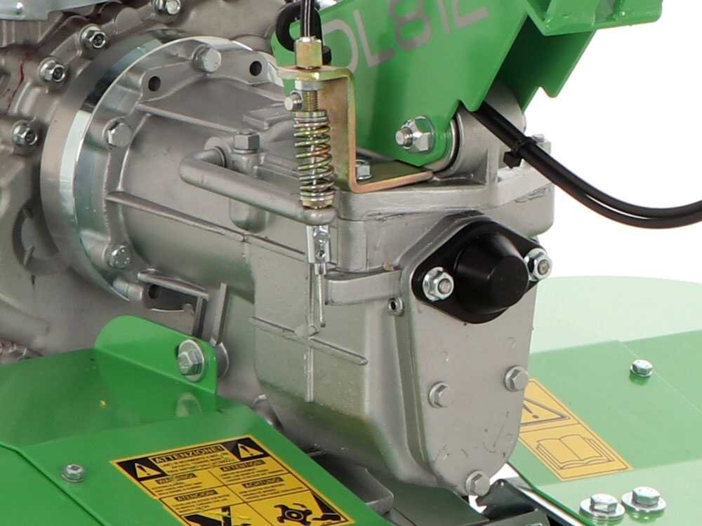 lampacrescia-mgm-dl812-motobineuse-essence-6-5-cv-honda-gp200-transmission-suprieure-et-bote-vitesses--40698_9_1679063247_IMG_641478cfce1e5