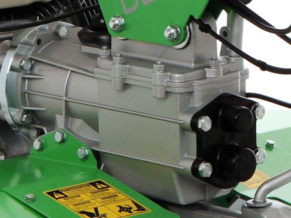 lampacrescia-mgm-dl914-motobineuse-diesel-7-cv-moteur-loncin-transmission-suprieure-et-bote-de-vitesses--40635_9_1678886148_IMG_6411c504606c9