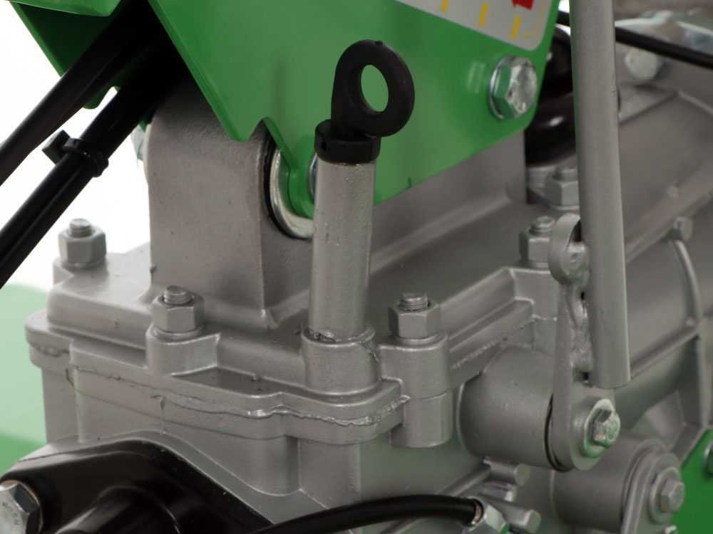 lampacrescia-mgm-dl914-motobineuse-diesel-7-cv-moteur-loncin-transmission-suprieure-et-bote-de-vitesses--40635_9_1678886148_IMG_6411c504837ce