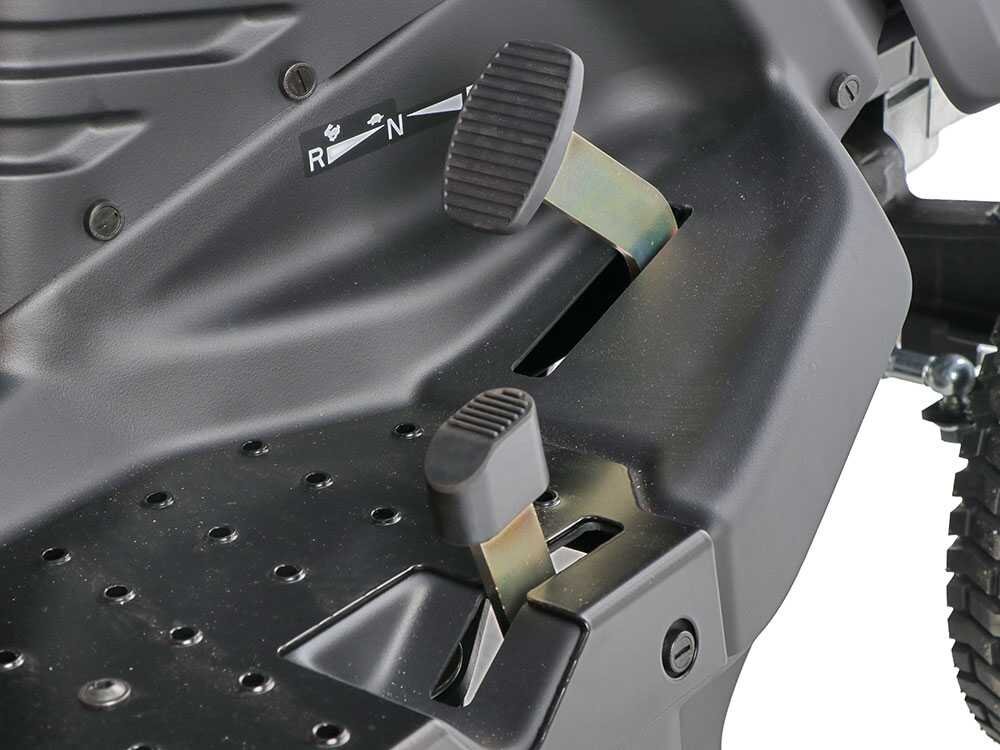snapper-spx107-tondeuse-autoporte-briggs-stratton-656cc-jection-latrale-commandes-et-rglages--64028_4_1753280352_IMG_6880ef606cc90