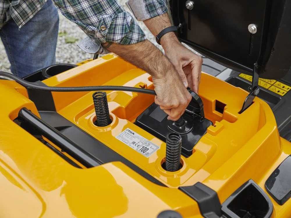 tondeuse-autoporte-batterie-stiga-e-ride-s300-moteur-lectrique-batterie-48v-30ah-moteur-lectrique-batterie-au-lithium--40494_8_1678444200_IMG_640b06a8d317b
