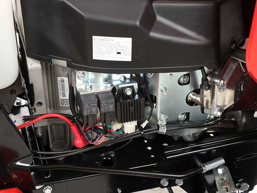 troy-bilt-horse-105t-r-tracteur-tondeuse-bote-hydrostatique-bac-de-ramassage-le-moteur-troy-bilt-thorx-679-bicylindrique-de-679-cm3--40543_14_1678459354_IMG_640b41dab5667
